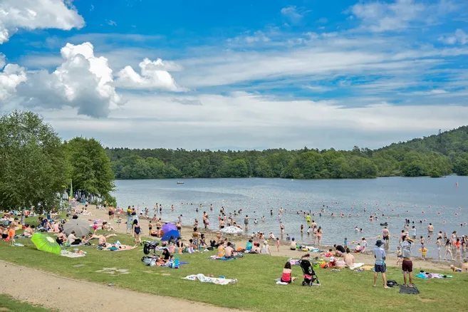 Lac d’Aydat prés de Clermont Ferrand pour des journées en famille